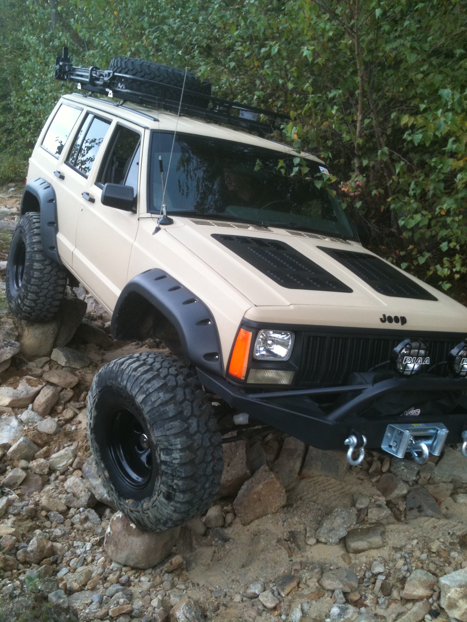 Jeep - Jeep XJ Cherokee... Enfin! - Page 4 B_028